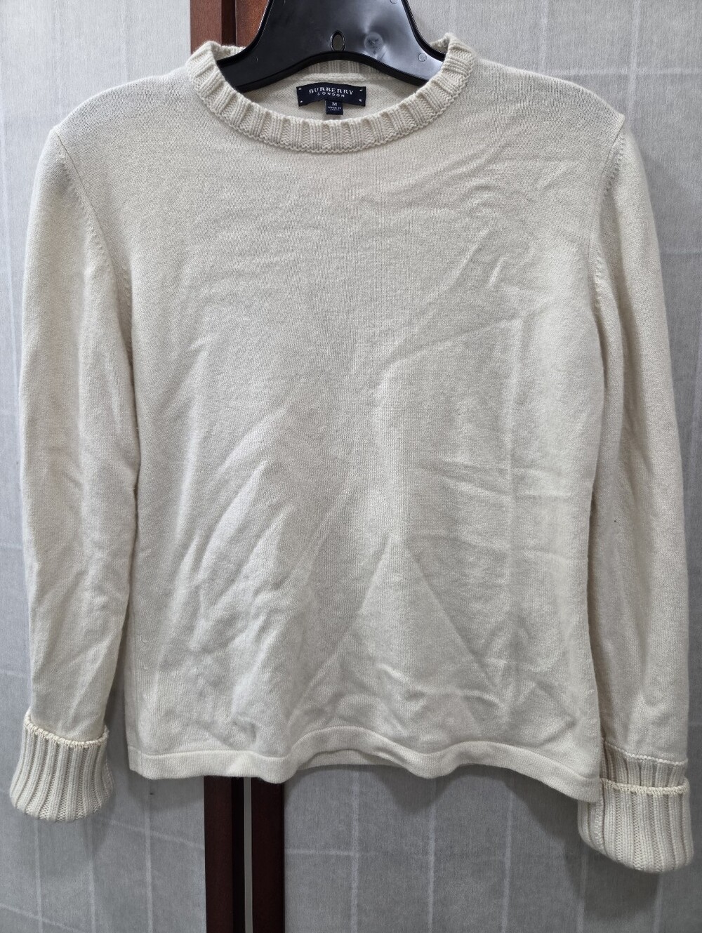 BURBERRY London Cashmere Silk Blend Sweater Cream Old Money Quiet Luxury Preppy
